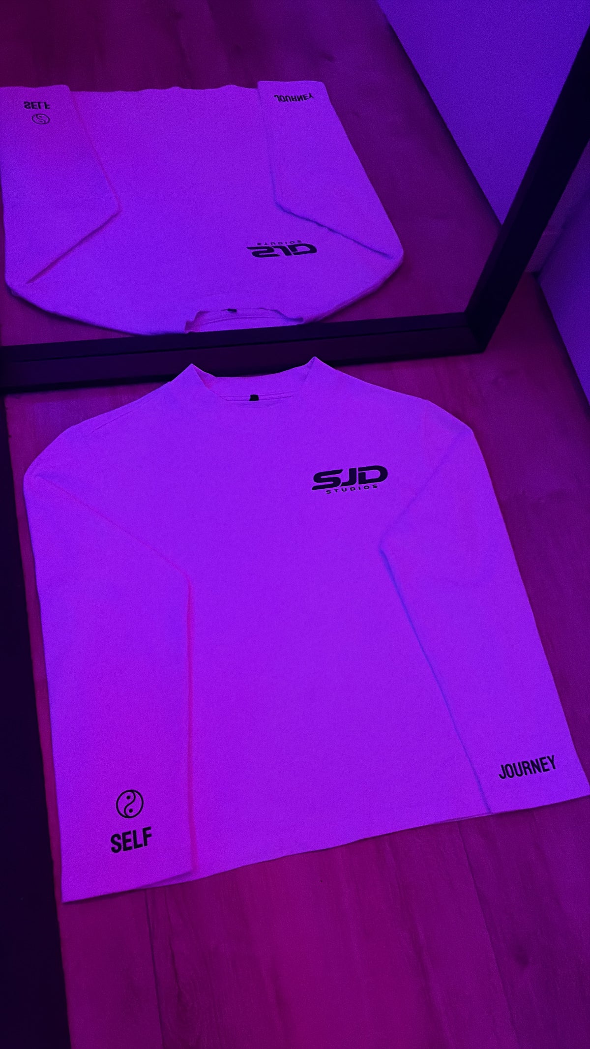 white Longsleeve